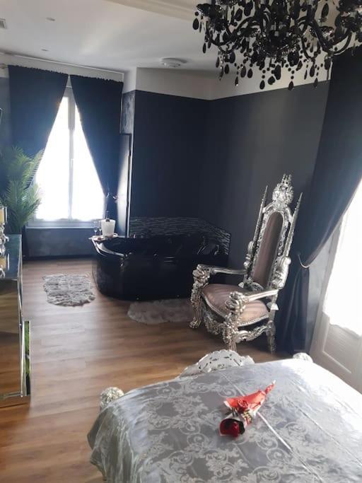 Nuit Romantique - Jacuzzi - Beziers - Romance Royale Extérieur photo